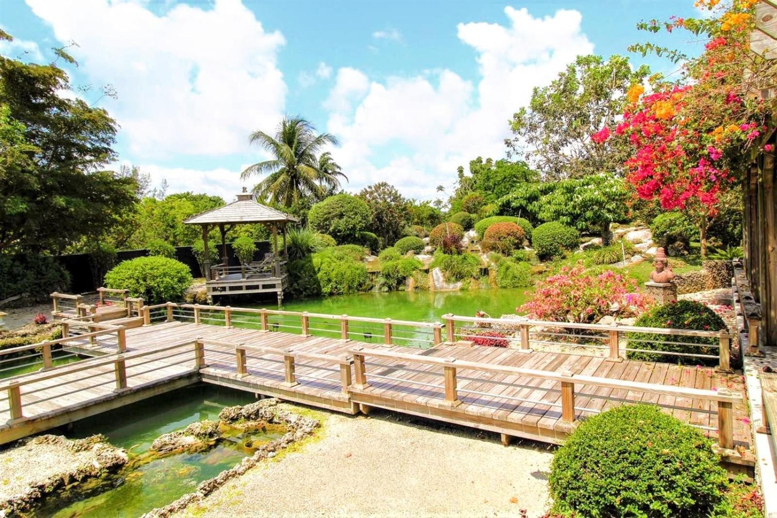 Exclusive Lake Tiny House In Beautiful Japanese Garden ホームステッド エクステリア 写真